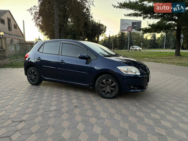 Синий Тойота Аурис, объемом двигателя 1.6 л и пробегом 169 тыс. км за 7199 $, фото 1 на Automoto.ua