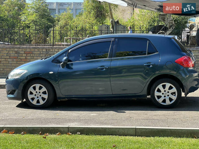 Синий Тойота Аурис, объемом двигателя 1.6 л и пробегом 245 тыс. км за 4990 $, фото 3 на Automoto.ua