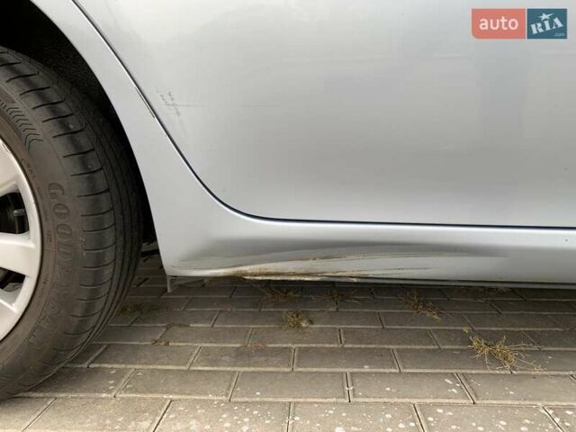 Синий Тойота Аурис, объемом двигателя 1.6 л и пробегом 161 тыс. км за 7800 $, фото 10 на Automoto.ua