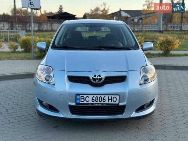 Тойота Аурис 2007 в Львове на Automoto.ua Синий Тойота Аурис, объемом двигателя 2.2 л и пробегом 215 тыс. км за 5800 $, фото 1 на Automoto.ua