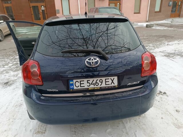 Синий Тойота Аурис, объемом двигателя 1.6 л и пробегом 160 тыс. км за 6600 $, фото 3 на Automoto.ua