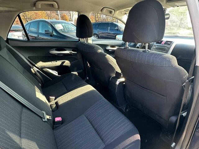 Синий Тойота Аурис, объемом двигателя 1.6 л и пробегом 259 тыс. км за 6500 $, фото 5 на Automoto.ua