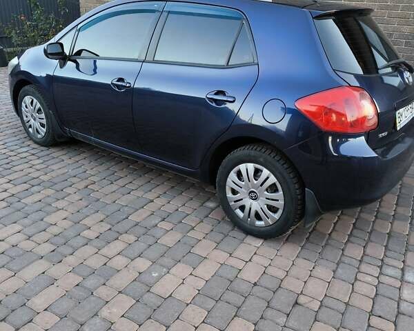 Синій Тойота Ауріс, об'ємом двигуна 1.6 л та пробігом 170 тис. км за 6500 $, фото 3 на Automoto.ua