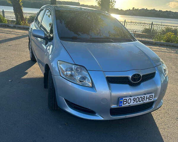Синий Тойота Аурис, объемом двигателя 1.6 л и пробегом 148 тыс. км за 7000 $, фото 11 на Automoto.ua