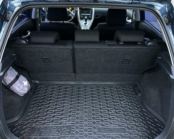 Синій Тойота Ауріс, об'ємом двигуна 1.6 л та пробігом 171 тис. км за 6990 $, фото 23 на Automoto.ua