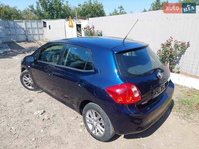 Синий Тойота Аурис, объемом двигателя 2 л и пробегом 184 тыс. км за 7400 $, фото 2 на Automoto.ua