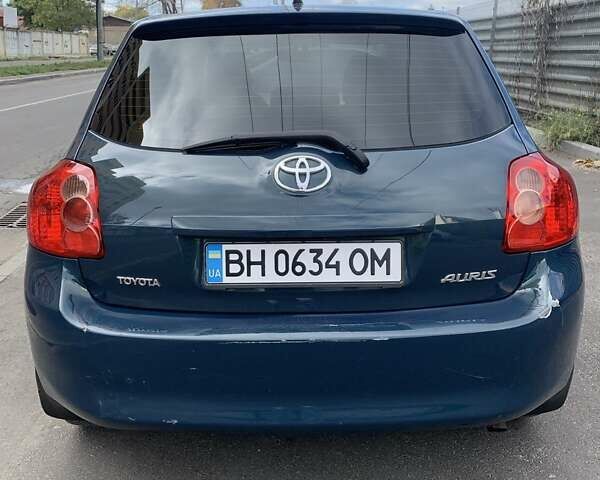 Синий Тойота Аурис, объемом двигателя 1.6 л и пробегом 217 тыс. км за 6200 $, фото 1 на Automoto.ua