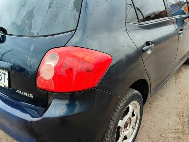 Синий Тойота Аурис, объемом двигателя 1.6 л и пробегом 390 тыс. км за 3650 $, фото 19 на Automoto.ua