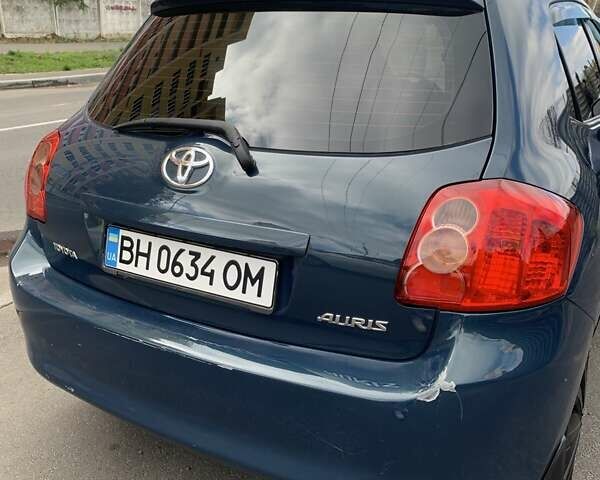 Синий Тойота Аурис, объемом двигателя 1.6 л и пробегом 217 тыс. км за 6200 $, фото 10 на Automoto.ua