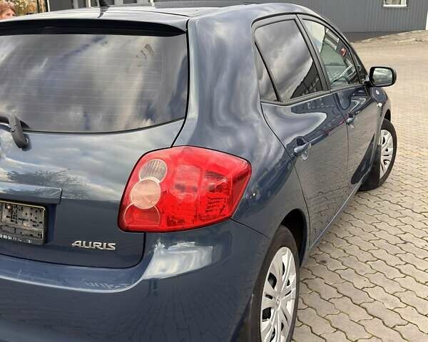 Синій Тойота Ауріс, об'ємом двигуна 0 л та пробігом 249 тис. км за 6300 $, фото 15 на Automoto.ua