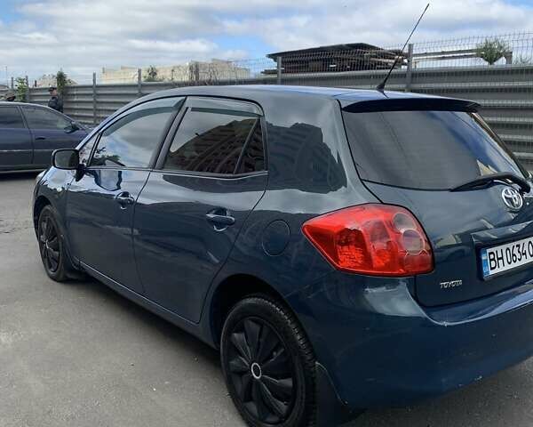 Синий Тойота Аурис, объемом двигателя 1.6 л и пробегом 217 тыс. км за 6200 $, фото 3 на Automoto.ua