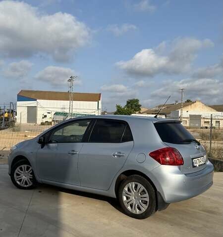 Синий Тойота Аурис, объемом двигателя 1.6 л и пробегом 251 тыс. км за 6700 $, фото 5 на Automoto.ua