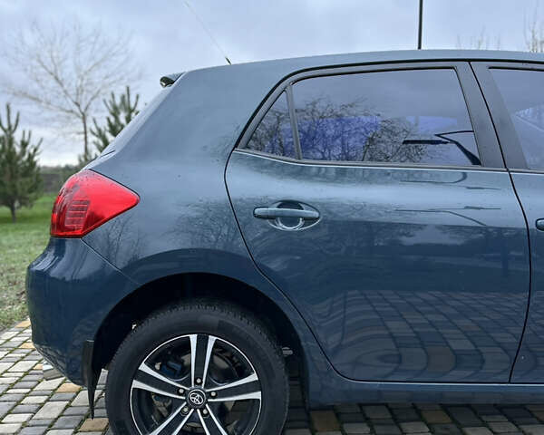 Синій Тойота Ауріс, об'ємом двигуна 1.6 л та пробігом 171 тис. км за 6990 $, фото 15 на Automoto.ua