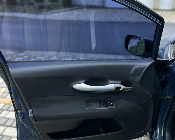 Синій Тойота Ауріс, об'ємом двигуна 1.6 л та пробігом 171 тис. км за 6990 $, фото 16 на Automoto.ua