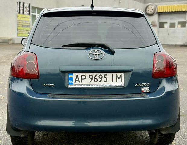Синий Тойота Аурис, объемом двигателя 2 л и пробегом 180 тыс. км за 6950 $, фото 6 на Automoto.ua