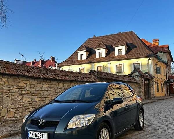 Синий Тойота Аурис, объемом двигателя 2 л и пробегом 265 тыс. км за 6400 $, фото 7 на Automoto.ua