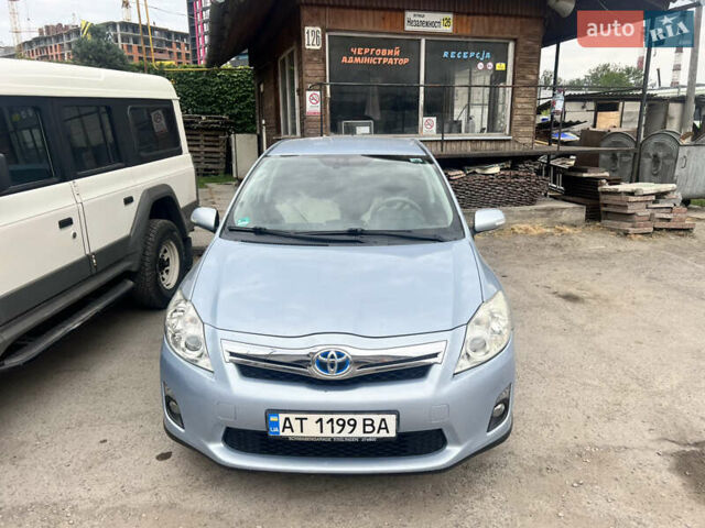 Синий Тойота Аурис, объемом двигателя 1.8 л и пробегом 163 тыс. км за 9900 $, фото 1 на Automoto.ua