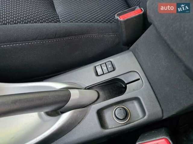 Синий Тойота Аурис, объемом двигателя 1.6 л и пробегом 87 тыс. км за 10300 $, фото 13 на Automoto.ua