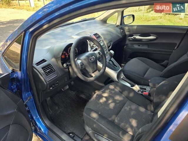 Синий Тойота Аурис, объемом двигателя 1.6 л и пробегом 87 тыс. км за 10300 $, фото 17 на Automoto.ua