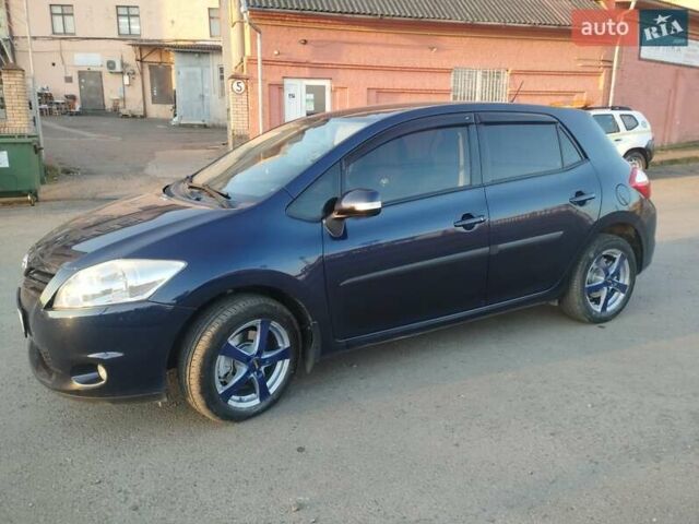 Синий Тойота Аурис, объемом двигателя 2 л и пробегом 211 тыс. км за 7350 $, фото 8 на Automoto.ua