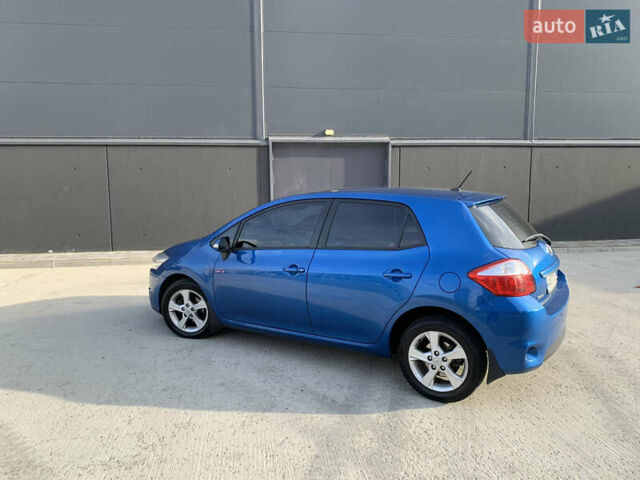Синій Тойота Ауріс, об'ємом двигуна 1.6 л та пробігом 165 тис. км за 9900 $, фото 2 на Automoto.ua