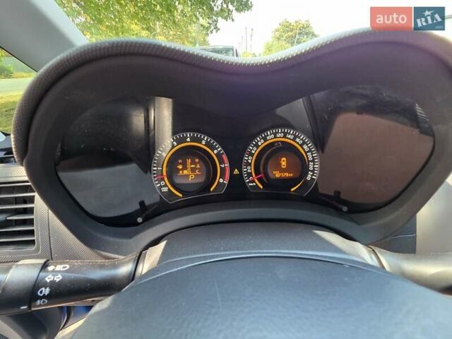 Синий Тойота Аурис, объемом двигателя 1.6 л и пробегом 87 тыс. км за 10300 $, фото 25 на Automoto.ua