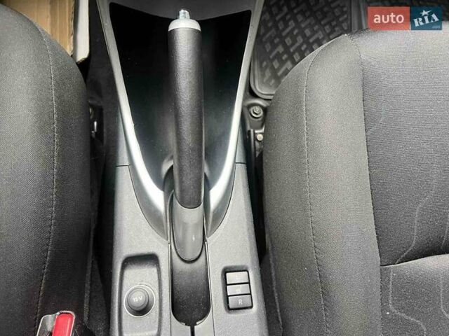 Синий Тойота Аурис, объемом двигателя 1.6 л и пробегом 113 тыс. км за 11600 $, фото 15 на Automoto.ua