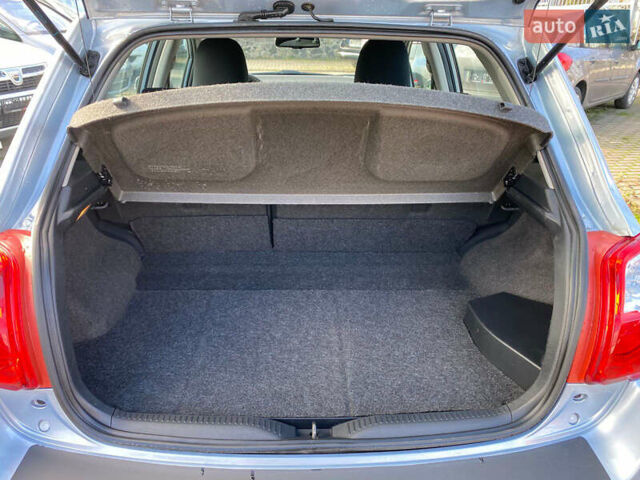 Синій Тойота Ауріс, об'ємом двигуна 1.8 л та пробігом 268 тис. км за 10399 $, фото 47 на Automoto.ua