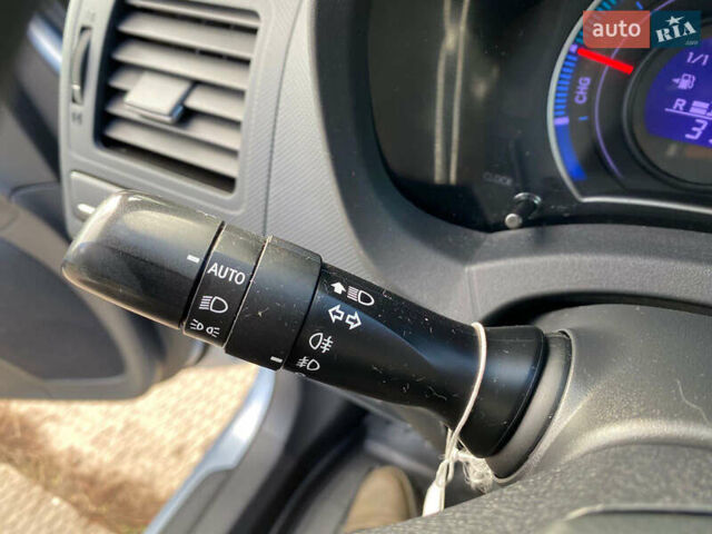 Синій Тойота Ауріс, об'ємом двигуна 1.8 л та пробігом 268 тис. км за 10399 $, фото 70 на Automoto.ua