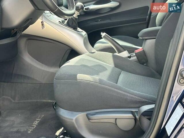 Синий Тойота Аурис, объемом двигателя 1.3 л и пробегом 158 тыс. км за 6290 $, фото 31 на Automoto.ua