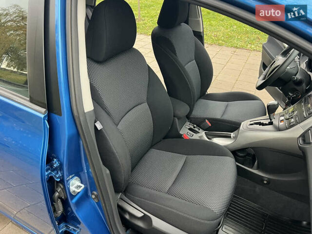 Синий Тойота Аурис, объемом двигателя 1.6 л и пробегом 53 тыс. км за 11900 $, фото 39 на Automoto.ua