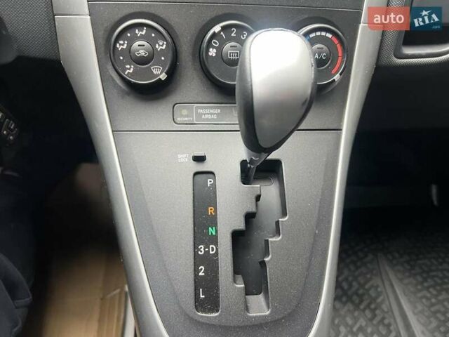 Синий Тойота Аурис, объемом двигателя 1.6 л и пробегом 113 тыс. км за 11600 $, фото 9 на Automoto.ua