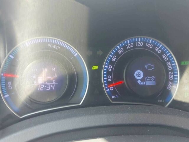 Синий Тойота Аурис, объемом двигателя 1.8 л и пробегом 220 тыс. км за 10260 $, фото 7 на Automoto.ua