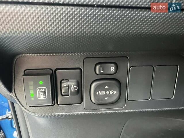 Синий Тойота Аурис, объемом двигателя 1.6 л и пробегом 113 тыс. км за 11600 $, фото 24 на Automoto.ua