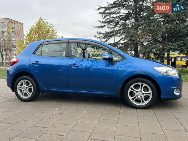 Синий Тойота Аурис, объемом двигателя 1.6 л и пробегом 53 тыс. км за 11900 $, фото 18 на Automoto.ua