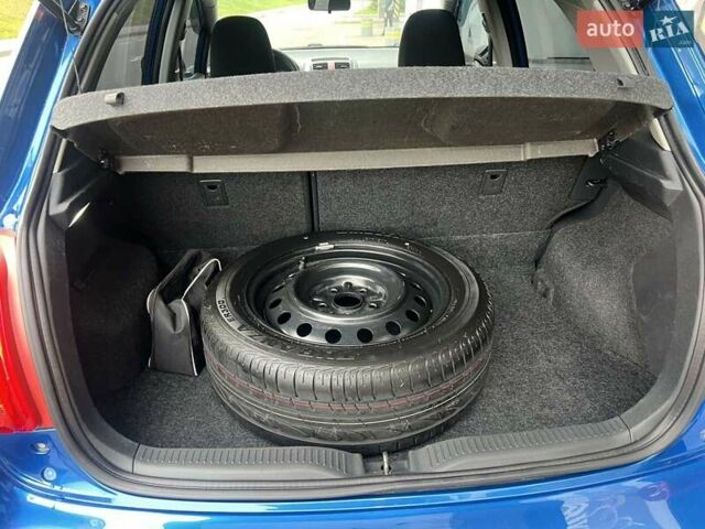 Синий Тойота Аурис, объемом двигателя 1.6 л и пробегом 113 тыс. км за 11600 $, фото 22 на Automoto.ua