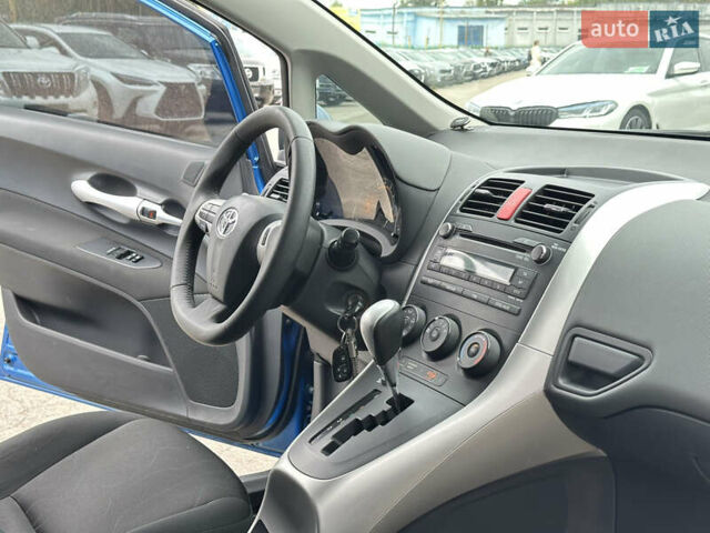 Синий Тойота Аурис, объемом двигателя 1.6 л и пробегом 113 тыс. км за 12200 $, фото 23 на Automoto.ua
