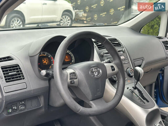 Синий Тойота Аурис, объемом двигателя 1.6 л и пробегом 113 тыс. км за 12200 $, фото 13 на Automoto.ua