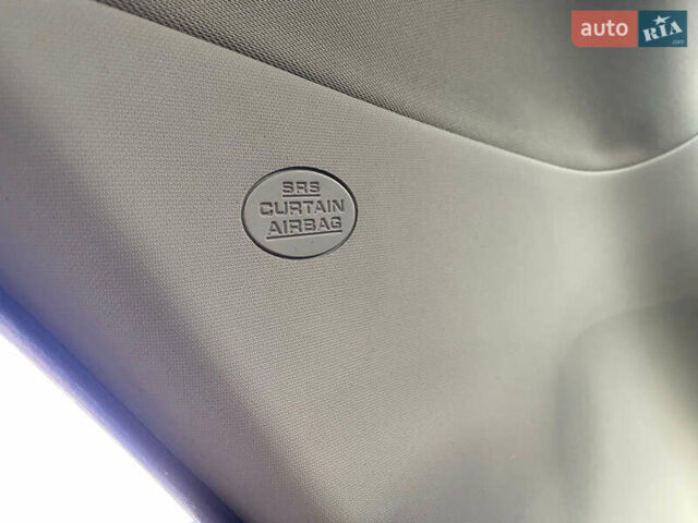 Синій Тойота Ауріс, об'ємом двигуна 1.8 л та пробігом 268 тис. км за 10399 $, фото 36 на Automoto.ua