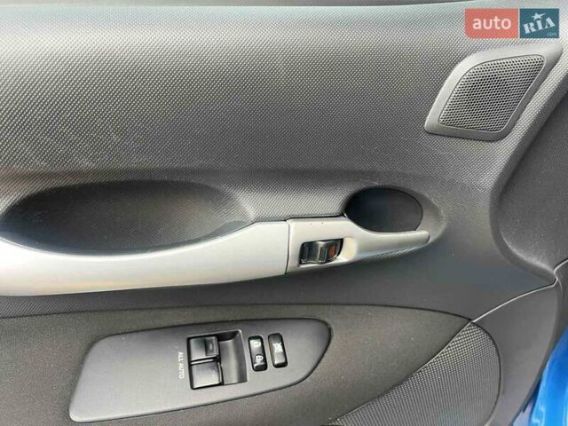 Синий Тойота Аурис, объемом двигателя 1.6 л и пробегом 113 тыс. км за 11600 $, фото 17 на Automoto.ua