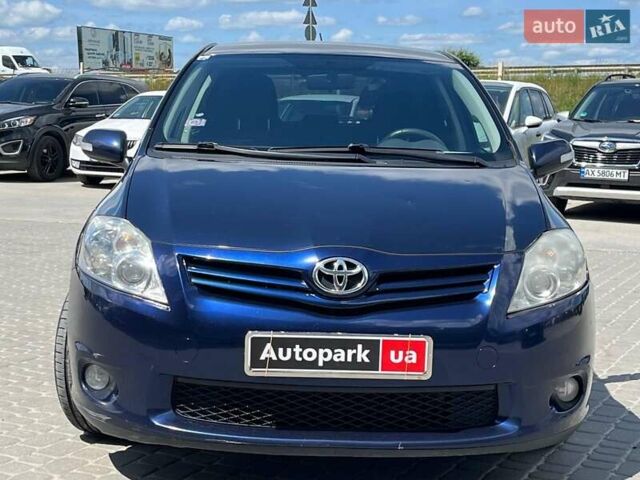 Синий Тойота Аурис, объемом двигателя 1.3 л и пробегом 158 тыс. км за 6290 $, фото 1 на Automoto.ua