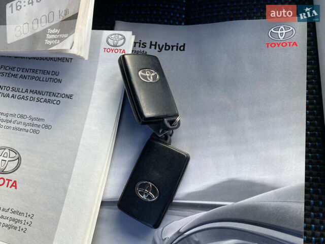 Синій Тойота Ауріс, об'ємом двигуна 1.8 л та пробігом 268 тис. км за 10399 $, фото 17 на Automoto.ua