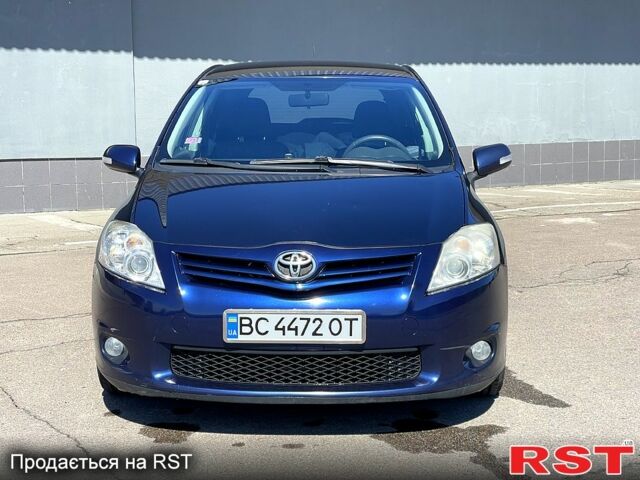 Синій Тойота Ауріс, об'ємом двигуна 1.3 л та пробігом 157 тис. км за 6499 $, фото 7 на Automoto.ua