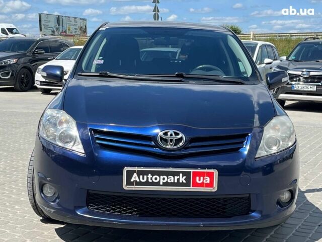 Синій Тойота Ауріс, об'ємом двигуна 1.3 л та пробігом 158 тис. км за 6690 $, фото 1 на Automoto.ua