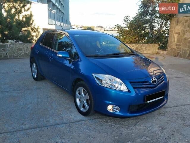 Синий Тойота Аурис, объемом двигателя 1.6 л и пробегом 130 тыс. км за 10800 $, фото 33 на Automoto.ua