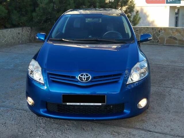 Синий Тойота Аурис, объемом двигателя 1.6 л и пробегом 130 тыс. км за 10800 $, фото 32 на Automoto.ua