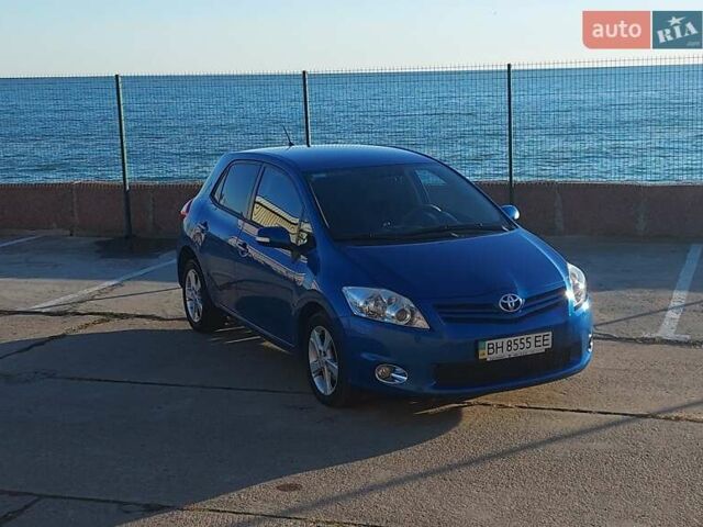 Синий Тойота Аурис, объемом двигателя 1.6 л и пробегом 130 тыс. км за 10800 $, фото 7 на Automoto.ua