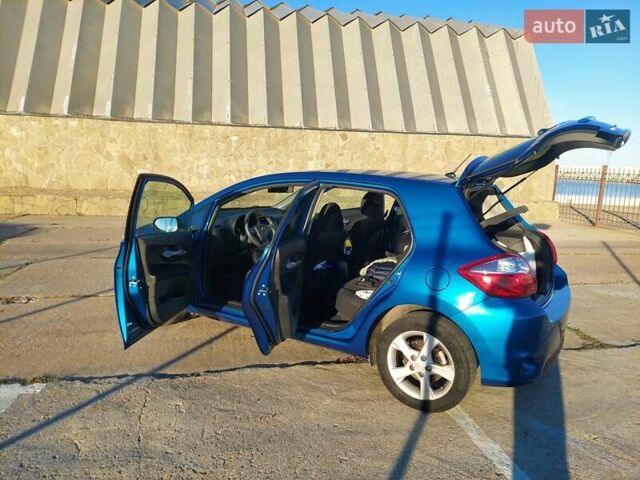 Синий Тойота Аурис, объемом двигателя 1.6 л и пробегом 130 тыс. км за 10800 $, фото 9 на Automoto.ua