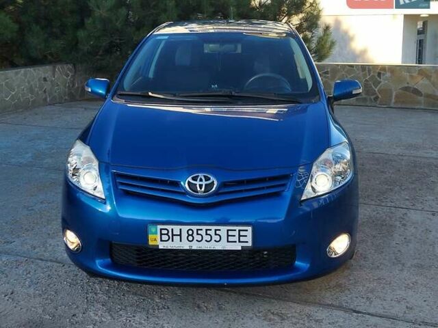 Синий Тойота Аурис, объемом двигателя 1.6 л и пробегом 130 тыс. км за 10800 $, фото 10 на Automoto.ua