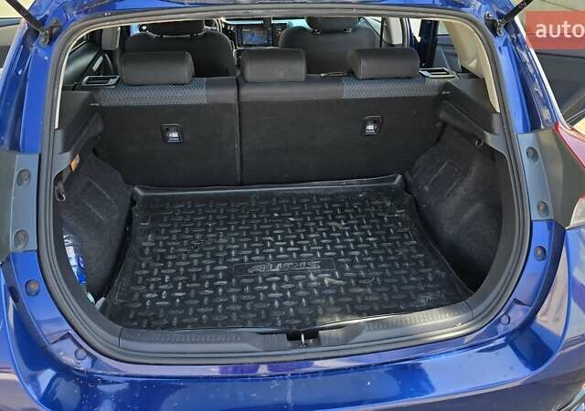 Синий Тойота Аурис, объемом двигателя 1.6 л и пробегом 153 тыс. км за 11990 $, фото 10 на Automoto.ua